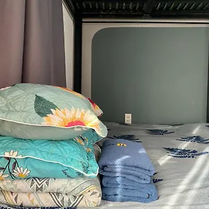 Start House Capsule 5 Min Walk To The Airport Capsule hotel