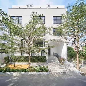M Village Living Tran Nao بيت ضيافة