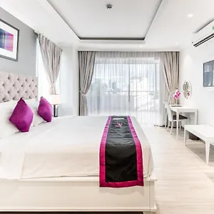 3* Hotel Avanti Boutique